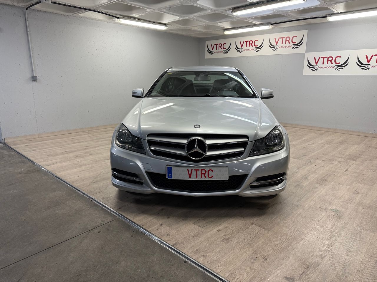 mercedes clase c 2012 / foto grande (3)