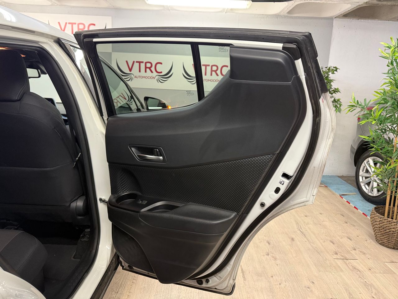 Toyota C-HR 2.0 180H Advance - Foto 15