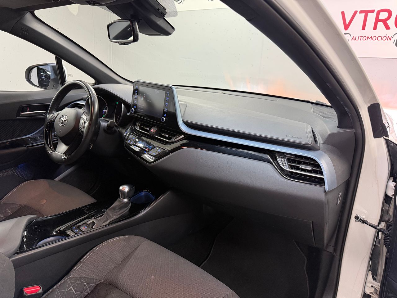 Toyota C-HR 2.0 180H Advance - Foto 11