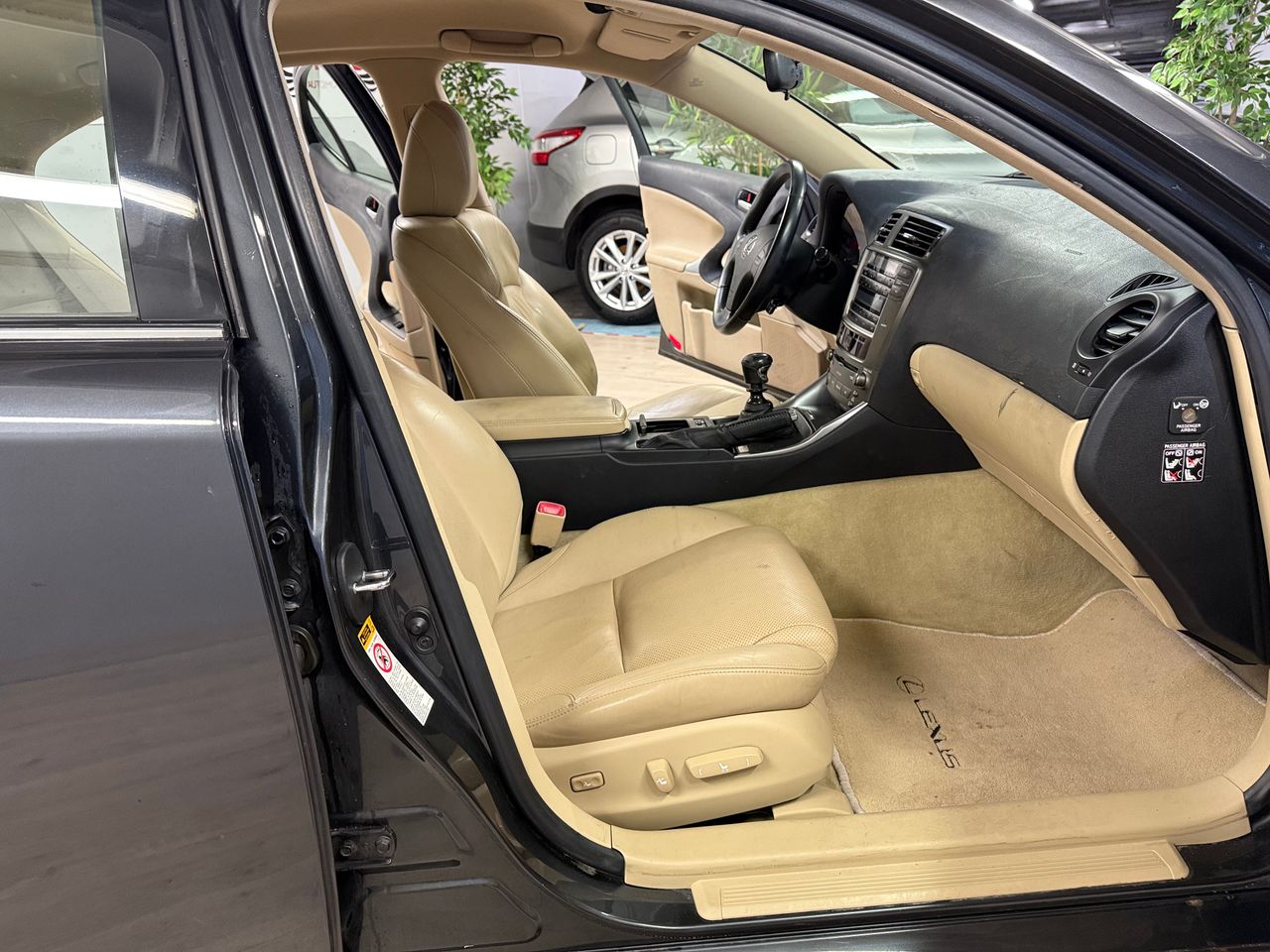 Lexus IS 220D  - Foto 15