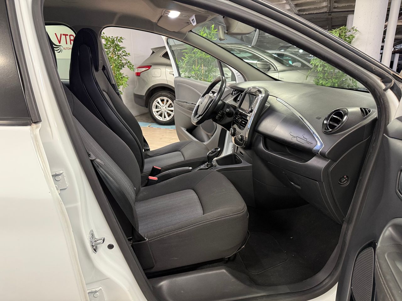 Renault Zoe Intens 40 R90 68kW, 68kW/92 PS, 5 Doors  - Foto 13