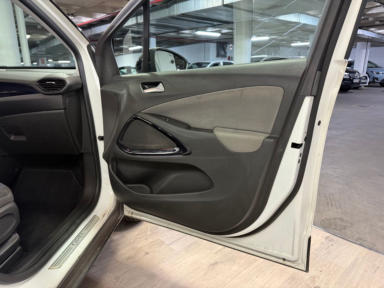 Opel Crossland X 1.2T S&S DESIGN LINE - 120 ANIVERSARIO x - Foto 9