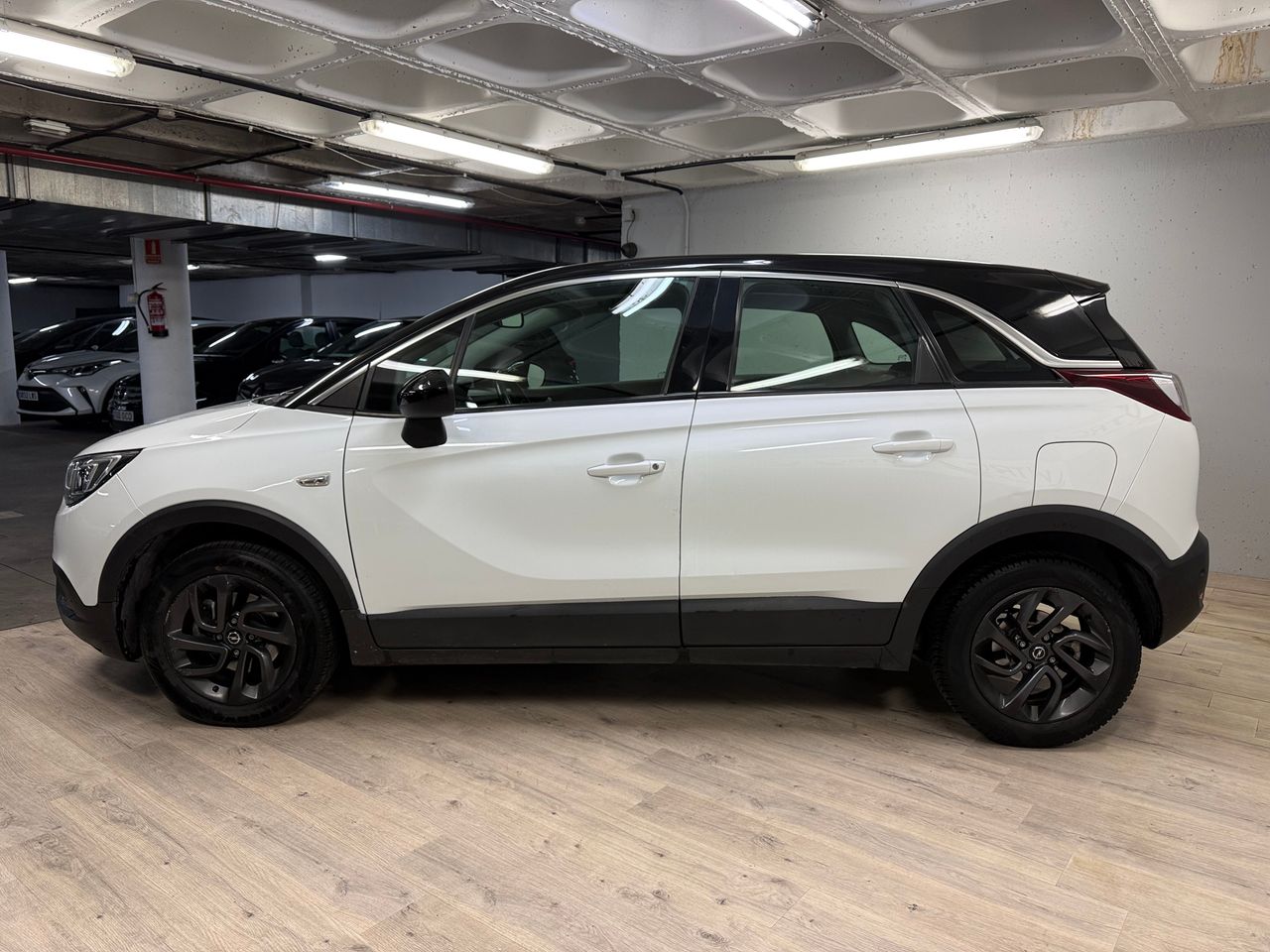 Opel Crossland X 1.2T S&S DESIGN LINE - 120 ANIVERSARIO x - Foto 29