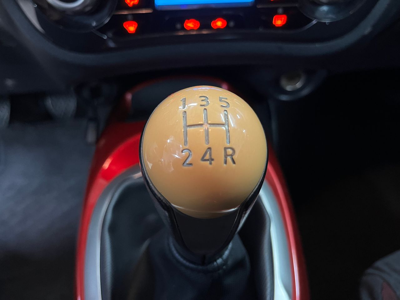 Nissan Juke 1.6 ACENTA 4X2 - Foto 29