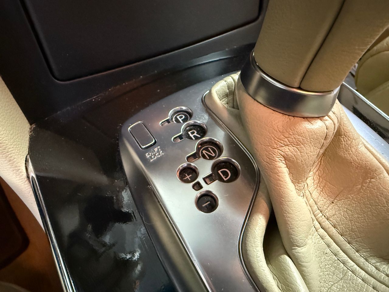 Infiniti FX 30D s  - Foto 21