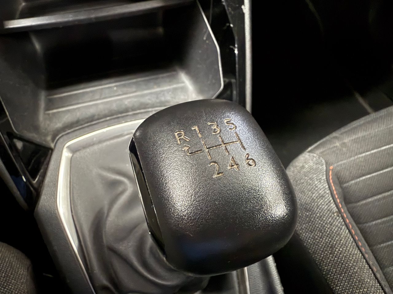 Peugeot 2008 Hdi  - Foto 18