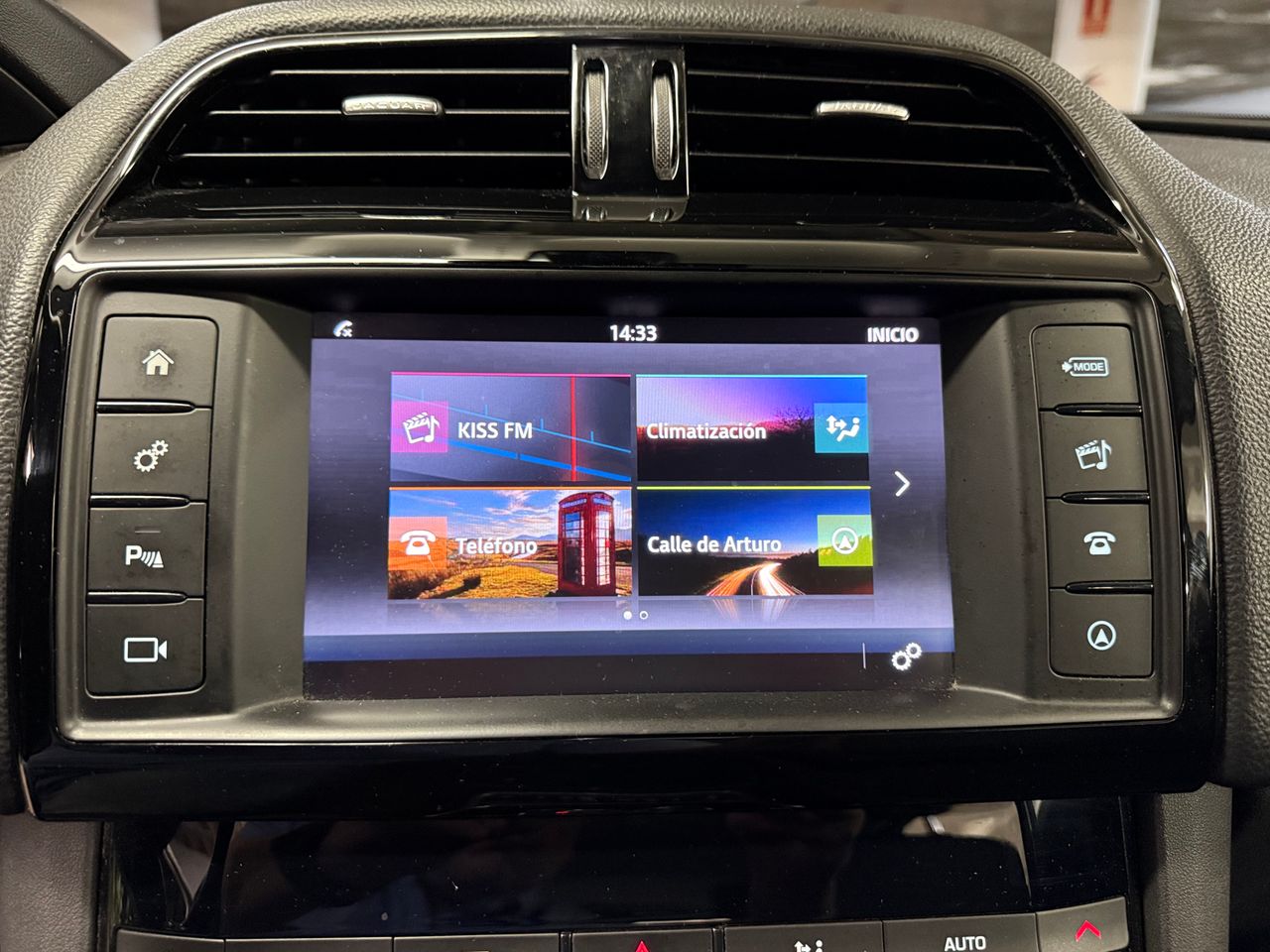 Jaguar F-Pace 2.0d AWD 16V - Foto 24