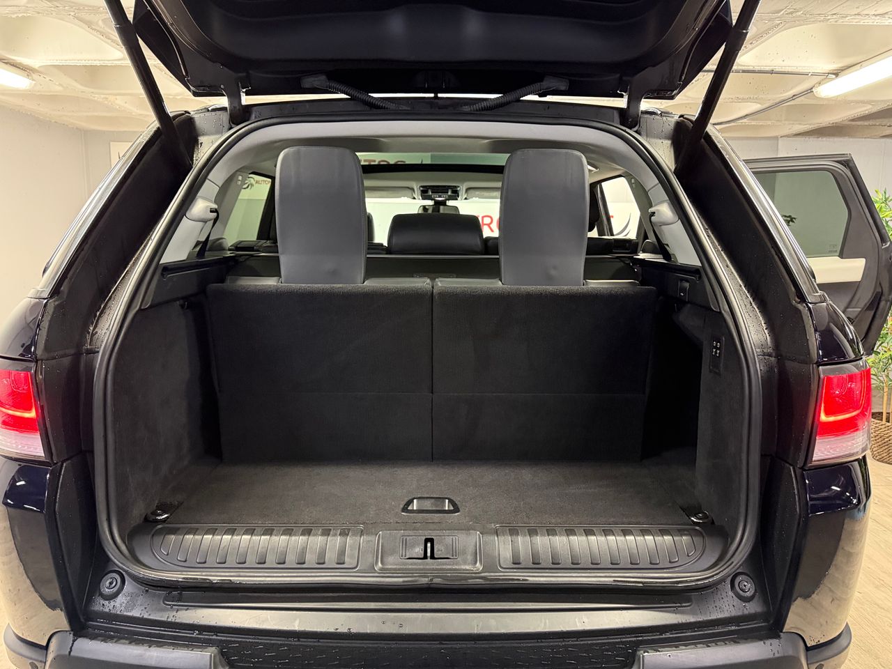 Land-Rover Range Rover Sport 3.0 SDV6 Hybrid HSE  - Foto 33