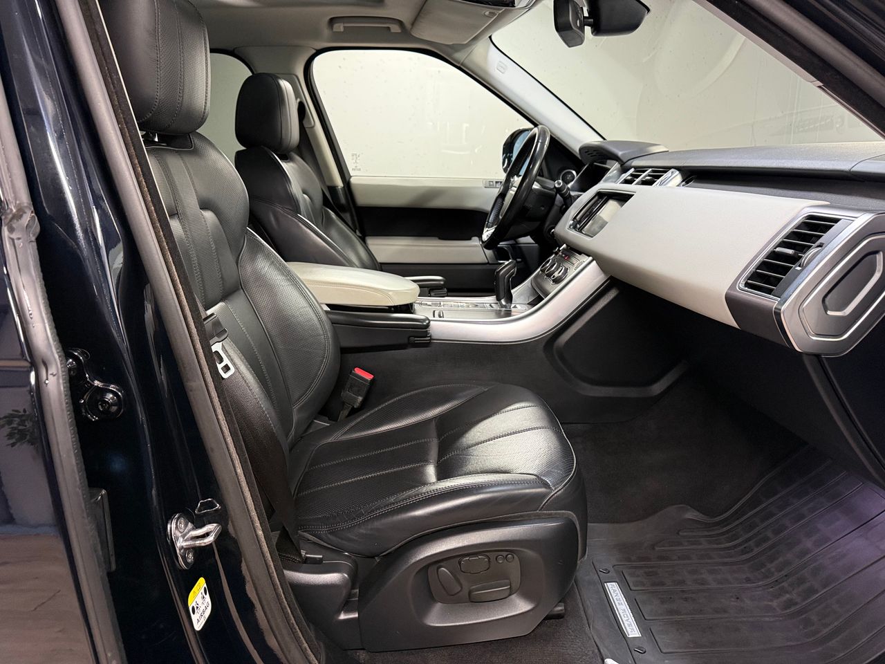 Land-Rover Range Rover Sport 3.0 SDV6 Hybrid HSE  - Foto 24