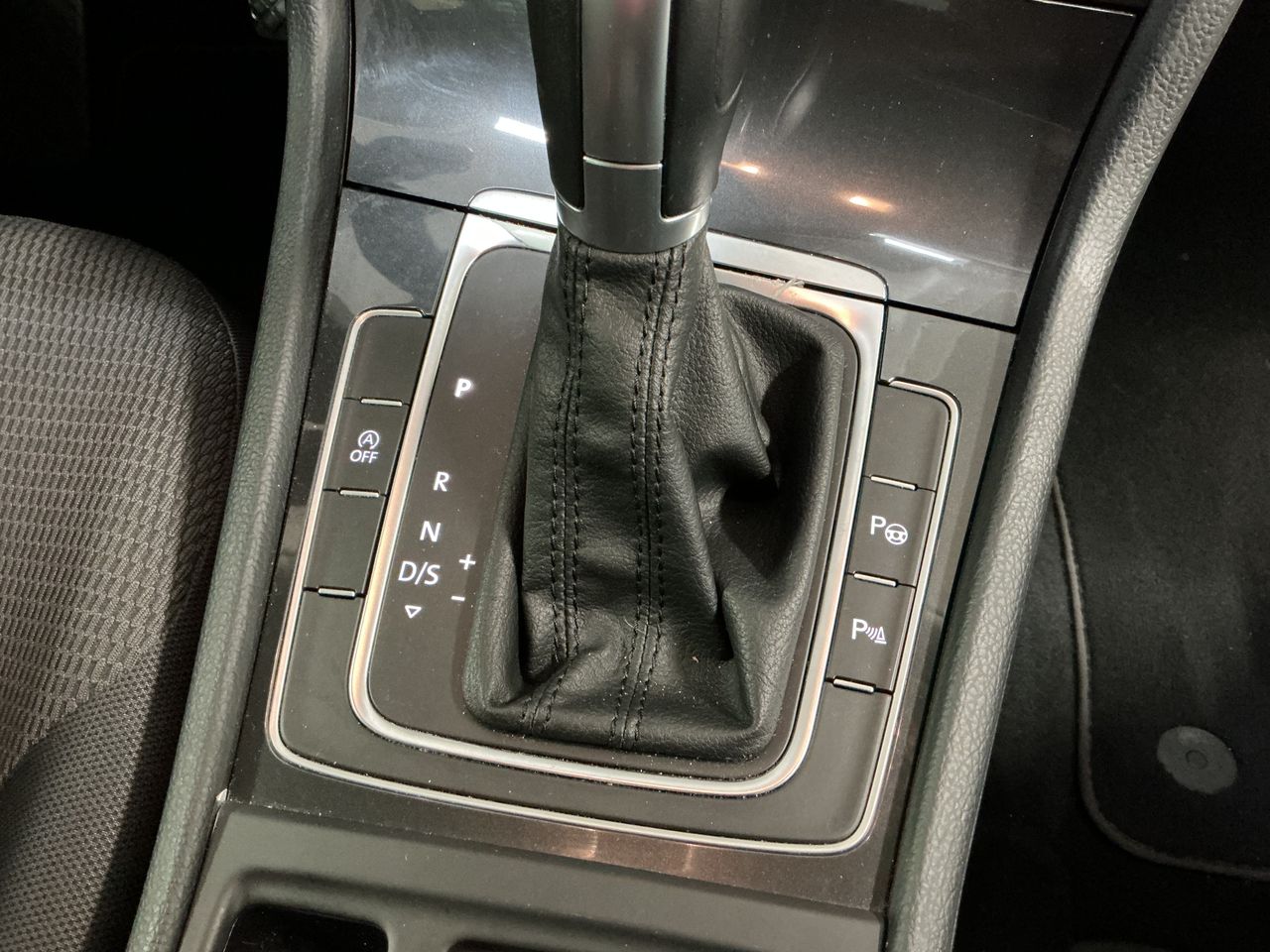 Volkswagen Golf Sport 1.4 TSI. DSG  - Foto 19