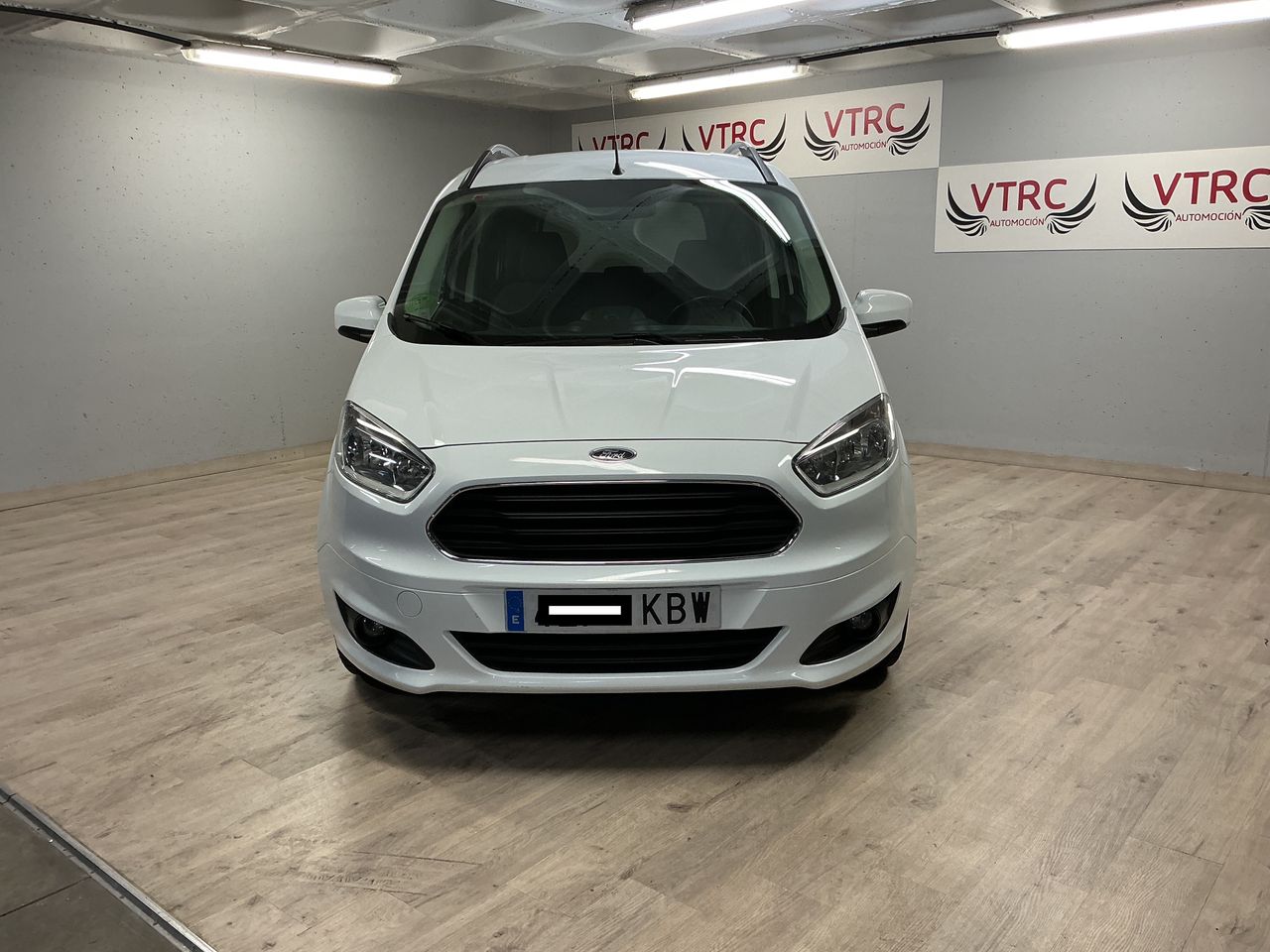 Ford Tourneo Courier 1.0 EcoBoost Sport  - Foto 4