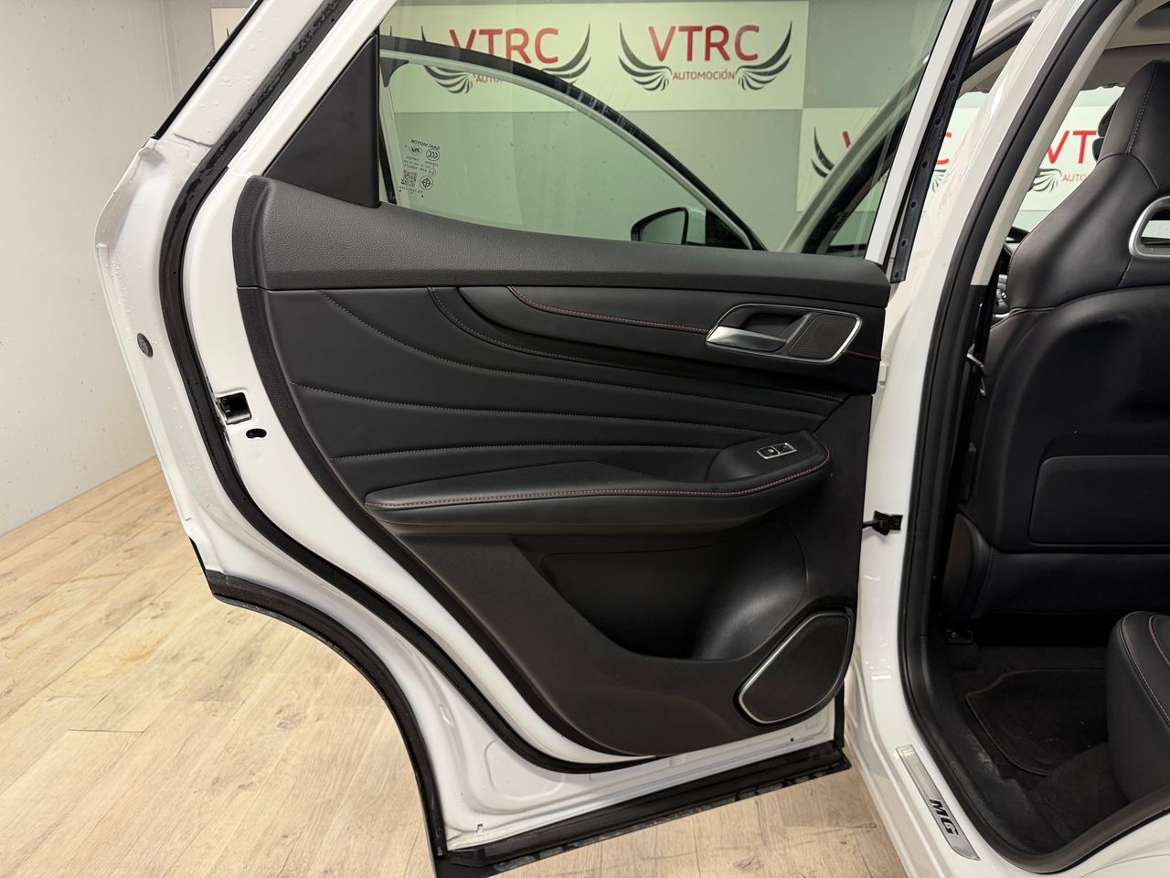 MG eHS 1.5TGDI PHEV Luxury  - Foto 21