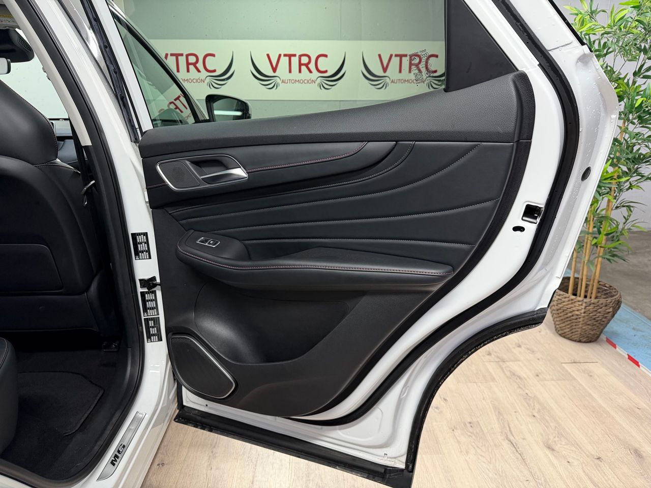 MG eHS 1.5TGDI PHEV Luxury  - Foto 22