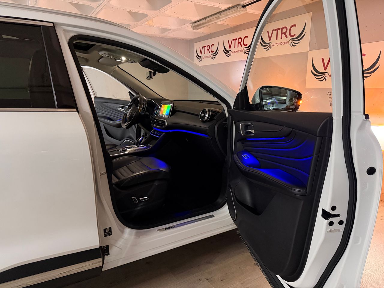 MG eHS 1.5TGDI PHEV Luxury  - Foto 28