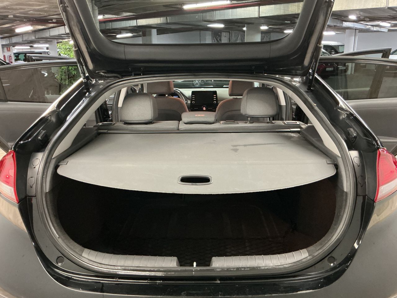 Hyundai IONIQ Híbrido 1.6 GDI 104 kW (141 CV) DCT Klass - Foto 17