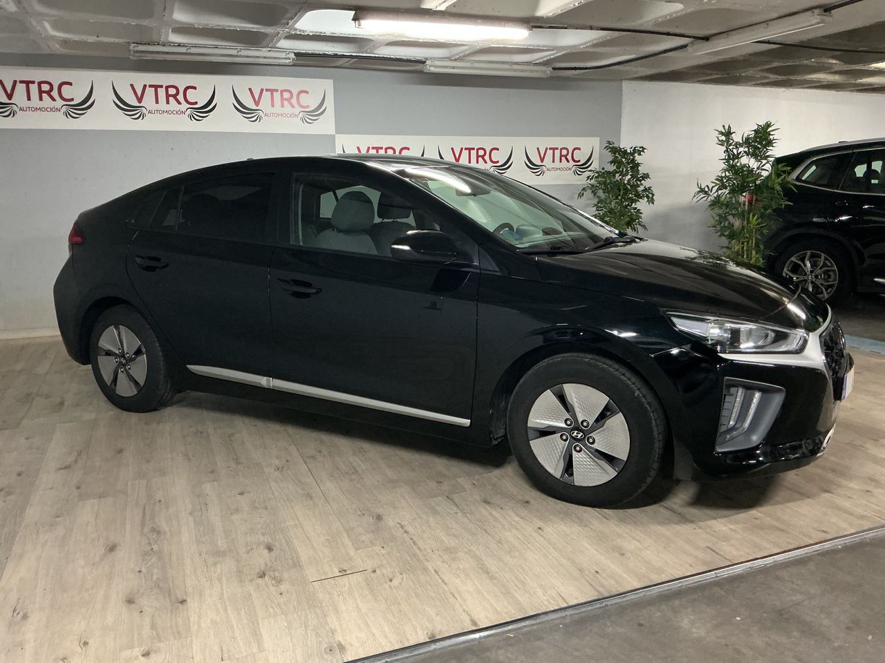 Hyundai IONIQ Híbrido 1.6 GDI 104 kW (141 CV) DCT Klass - Foto 6