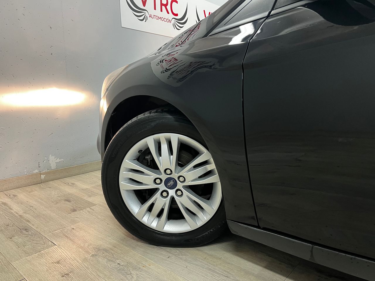 Ford Focus Berlina Sport 1.0 EcoBoost  Auto-Start-Stop 125 CV - Foto 17