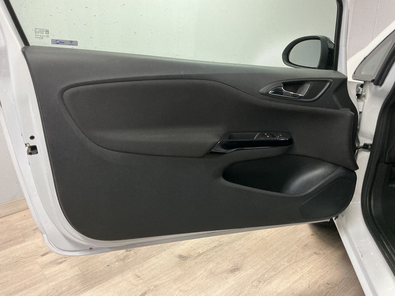 Opel Corsa 3p Selective 1.4 66 kW (90 CV) - Foto 9