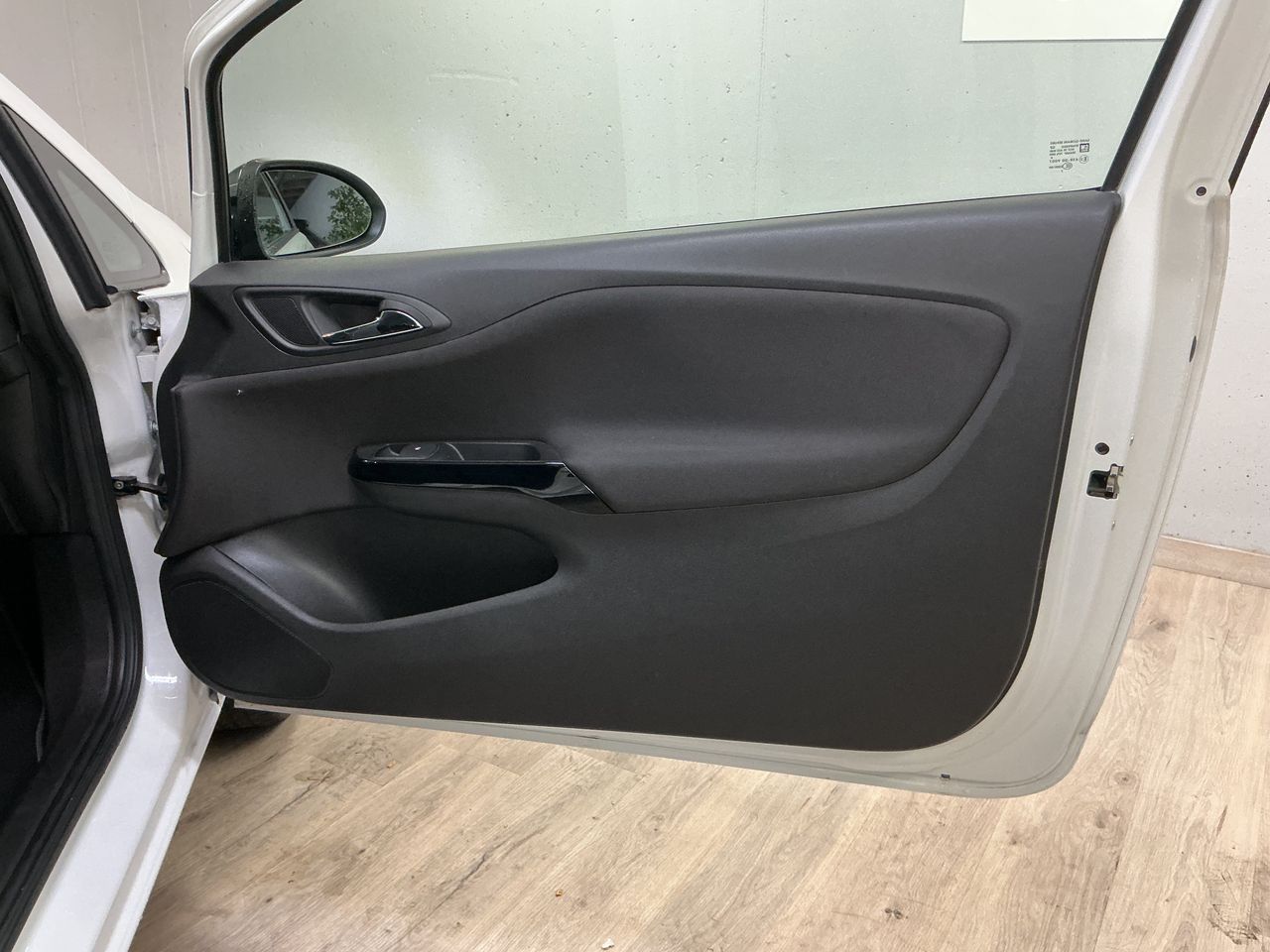 Opel Corsa 3p Selective 1.4 66 kW (90 CV) - Foto 10