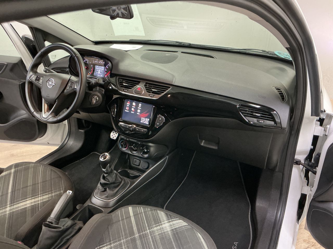 Opel Corsa 3p Selective 1.4 66 kW (90 CV) - Foto 3