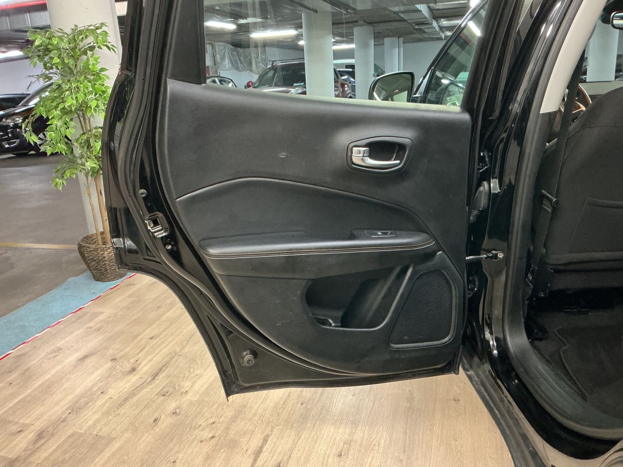 Jeep Compass Sport 1.4 MultiAir 103 kW (140 CV) 4x2 - Foto 12