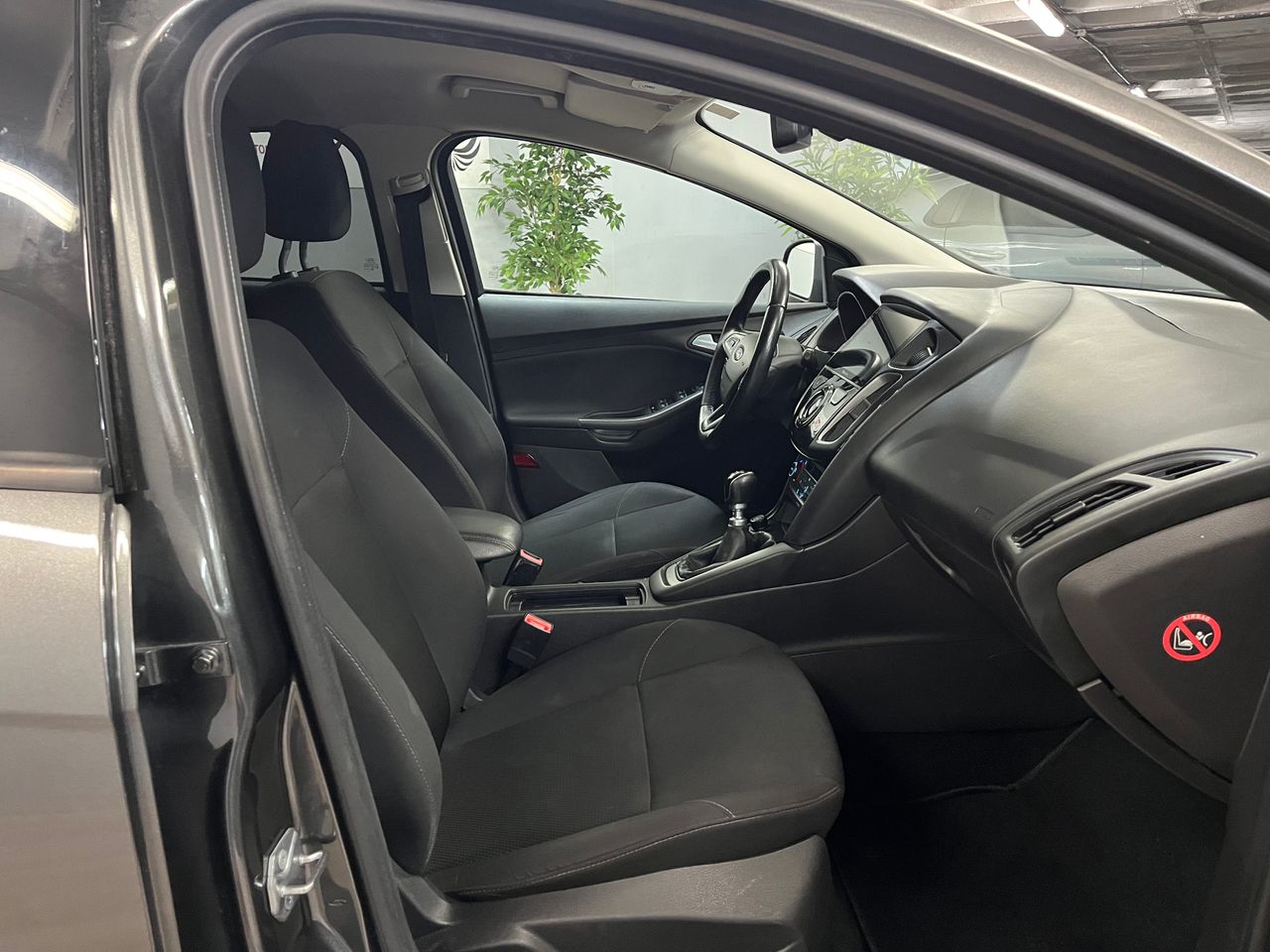 Ford Focus Berlina Sport 1.0 EcoBoost 125 CV Auto-Start-Stop - Foto 8