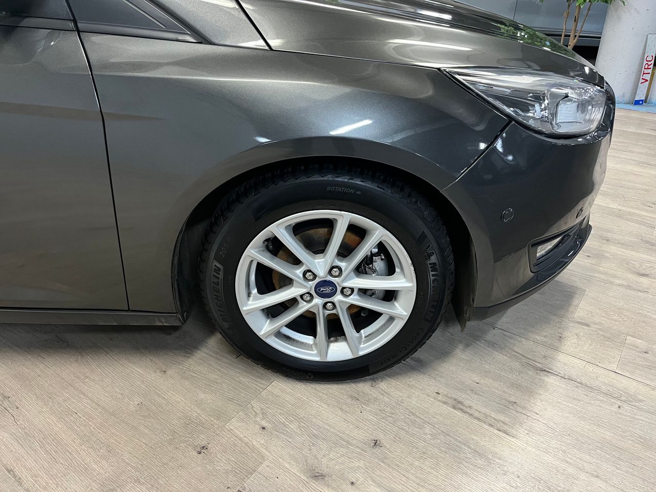 Ford Focus Berlina Sport 1.0 EcoBoost 125 CV Auto-Start-Stop - Foto 6