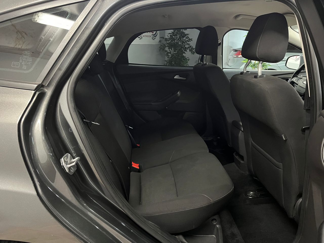 Ford Focus Berlina Sport 1.0 EcoBoost 125 CV Auto-Start-Stop - Foto 13