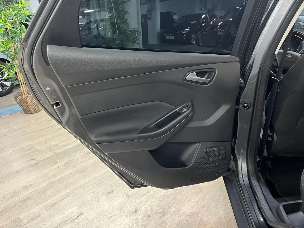 Ford Focus Berlina Sport 1.0 EcoBoost 125 CV Auto-Start-Stop - Foto 18