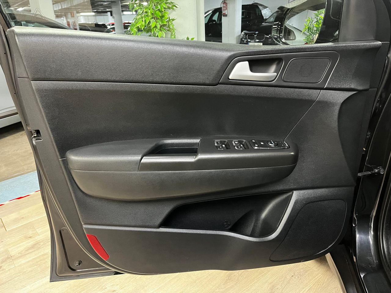 Kia Sportage 1.7 CRDi x-Tech 4x2 85 kW (115 CV) - Foto 11