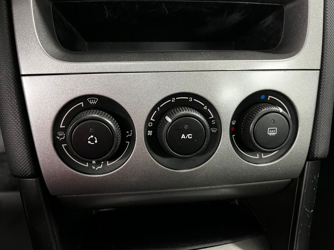 Peugeot 308 SW Confort 1.6 VTi 120 - Foto 24