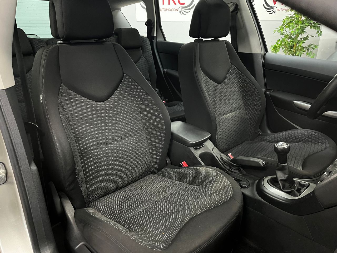 Peugeot 308 SW Confort 1.6 VTi 120 - Foto 10