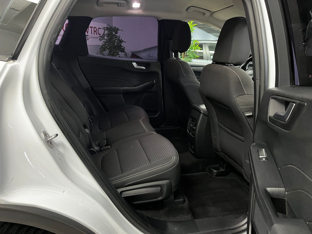 Ford Kuga Titanium 2.5 FHEV 140 kW (190 CV) - Foto 15