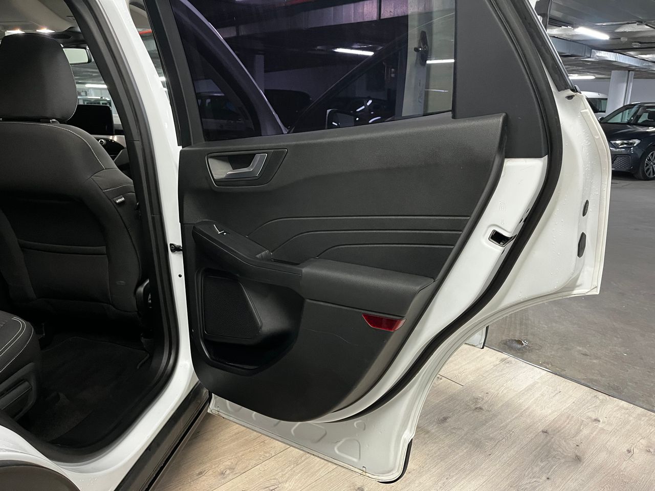 Ford Kuga Titanium 2.5 FHEV 140 kW (190 CV) - Foto 16