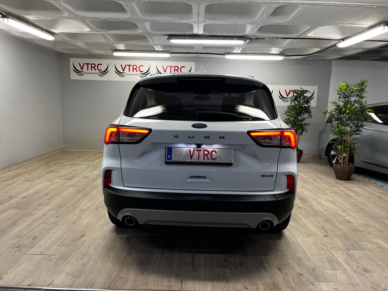 Ford Kuga Titanium 2.5 FHEV 140 kW (190 CV) - Foto 35