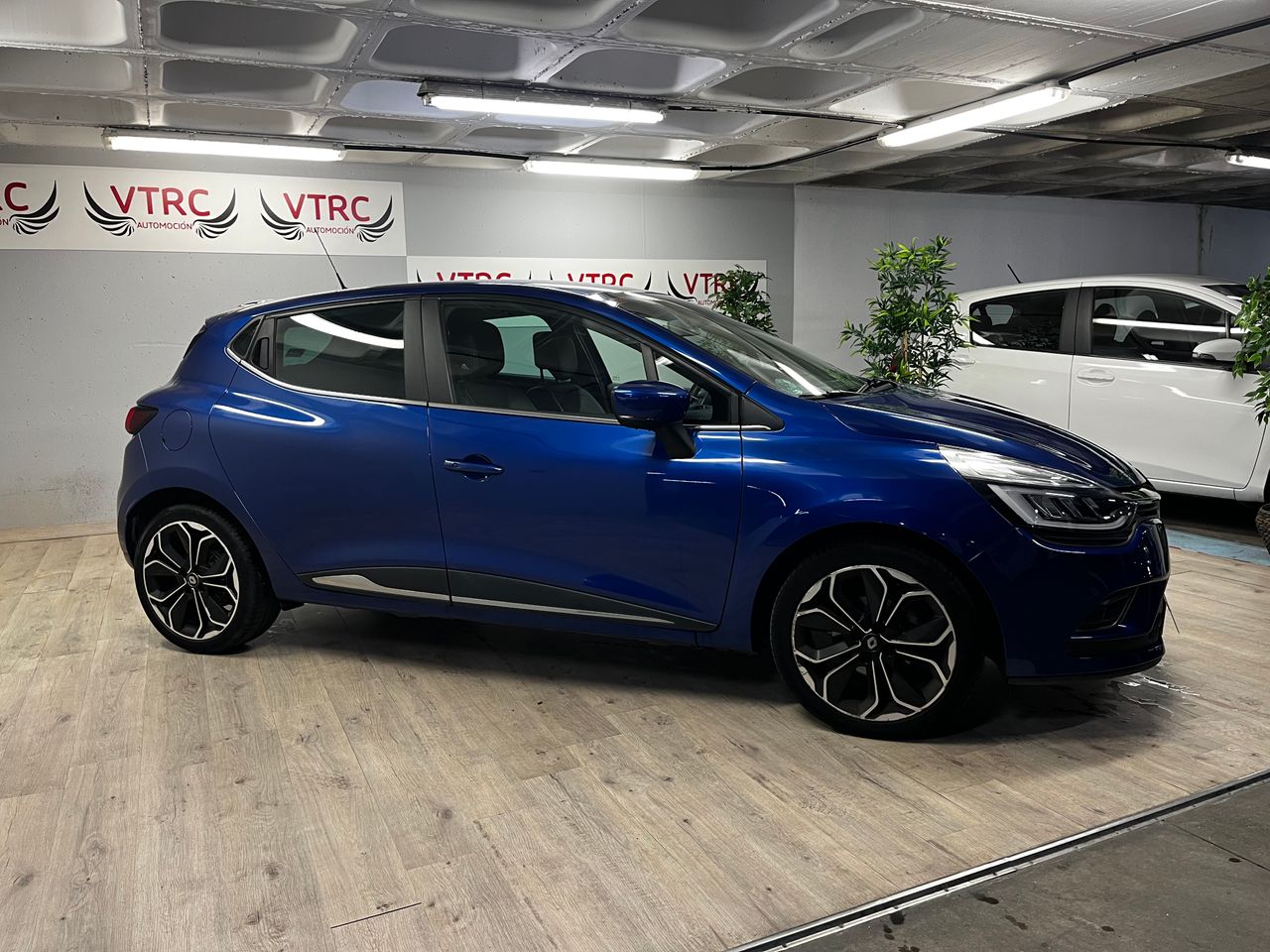 Renault Clio Limited Energy TCe 66 kW (90 CV) - Foto 10