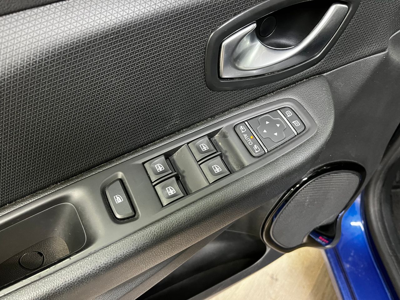 Renault Clio Limited Energy TCe 66 kW (90 CV) - Foto 19