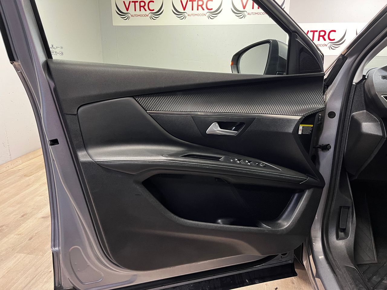 Peugeot 5008 Allure BlueHDi 130 S&S - Foto 41