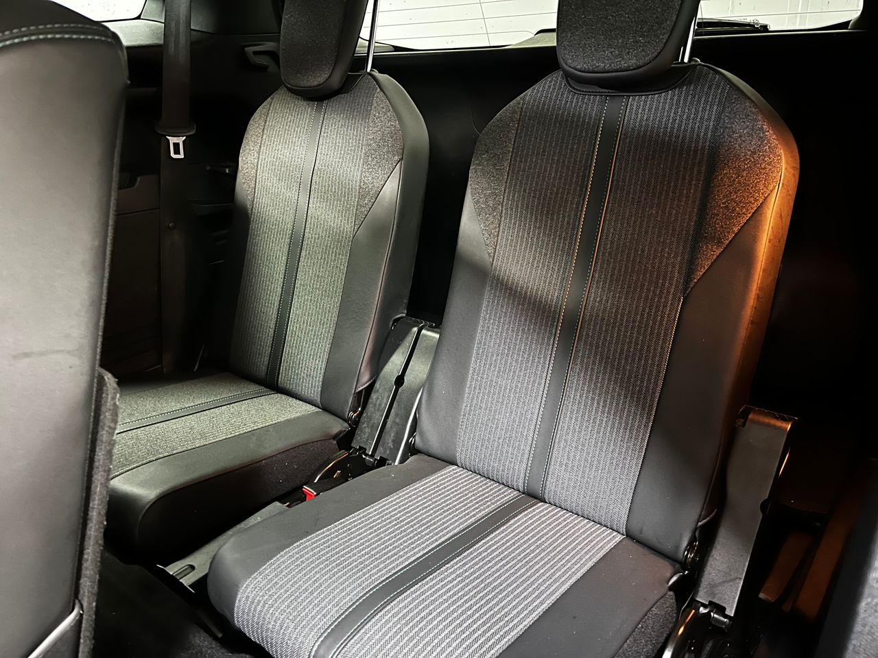 Peugeot 5008 Allure BlueHDi 130 S&S - Foto 22