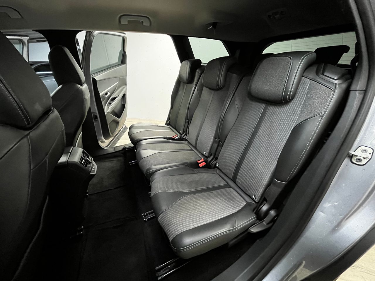 Peugeot 5008 Allure BlueHDi 130 S&S - Foto 21