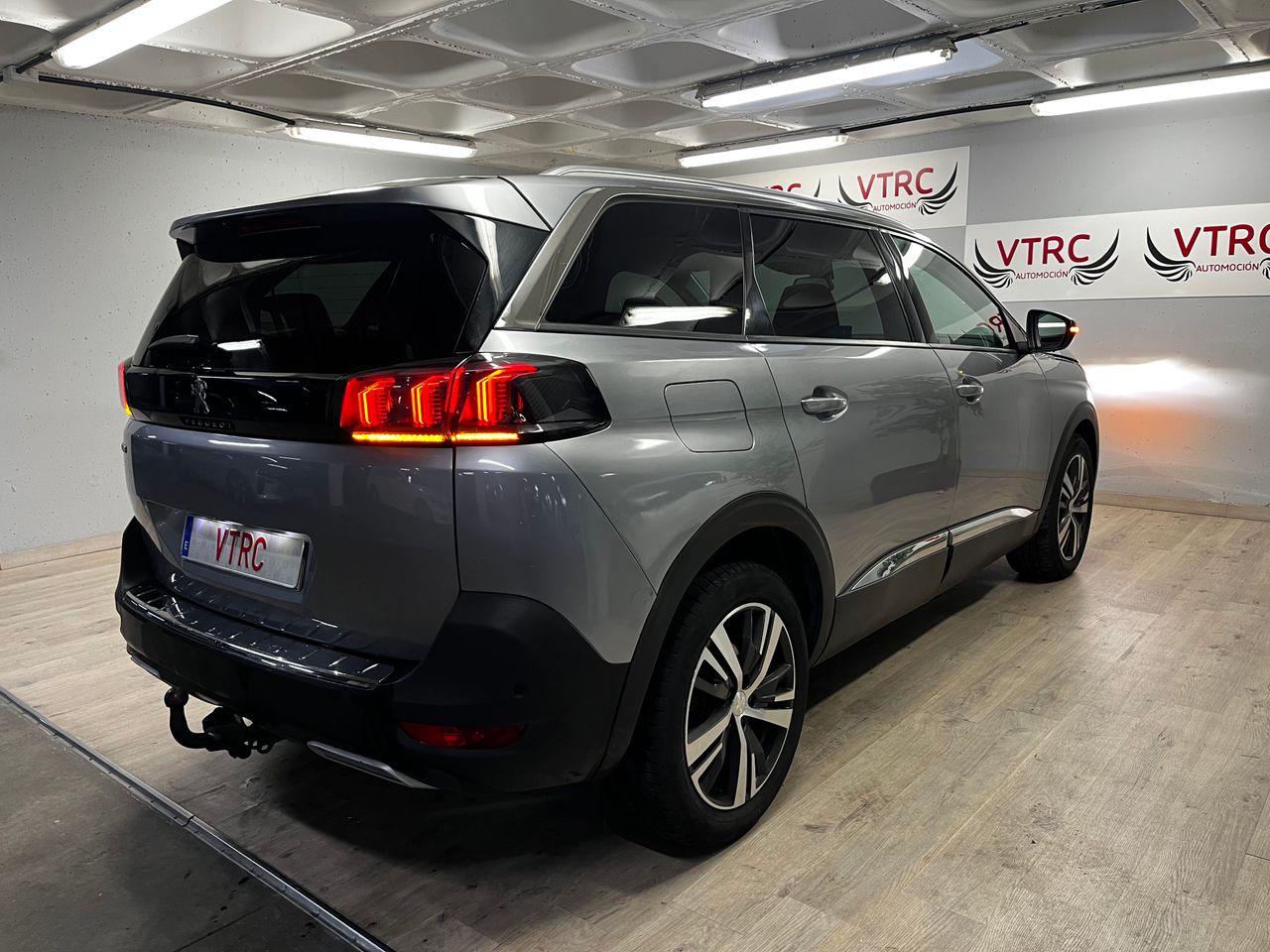 Peugeot 5008 Allure BlueHDi 130 S&S - Foto 35