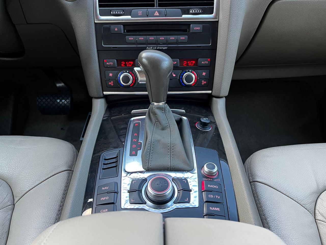 Audi Q7 3.0 TDI 233 CV quattro tiptronic 6 vel. - Foto 5