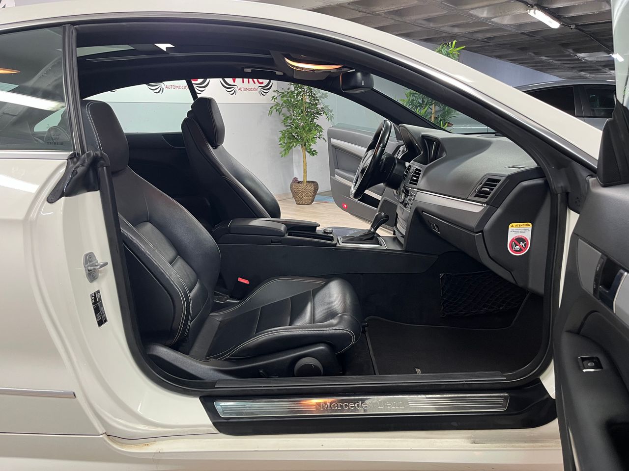 Mercedes Clase E E 250 CDI BlueEFFICIENCY Coupé Aut. - Foto 30
