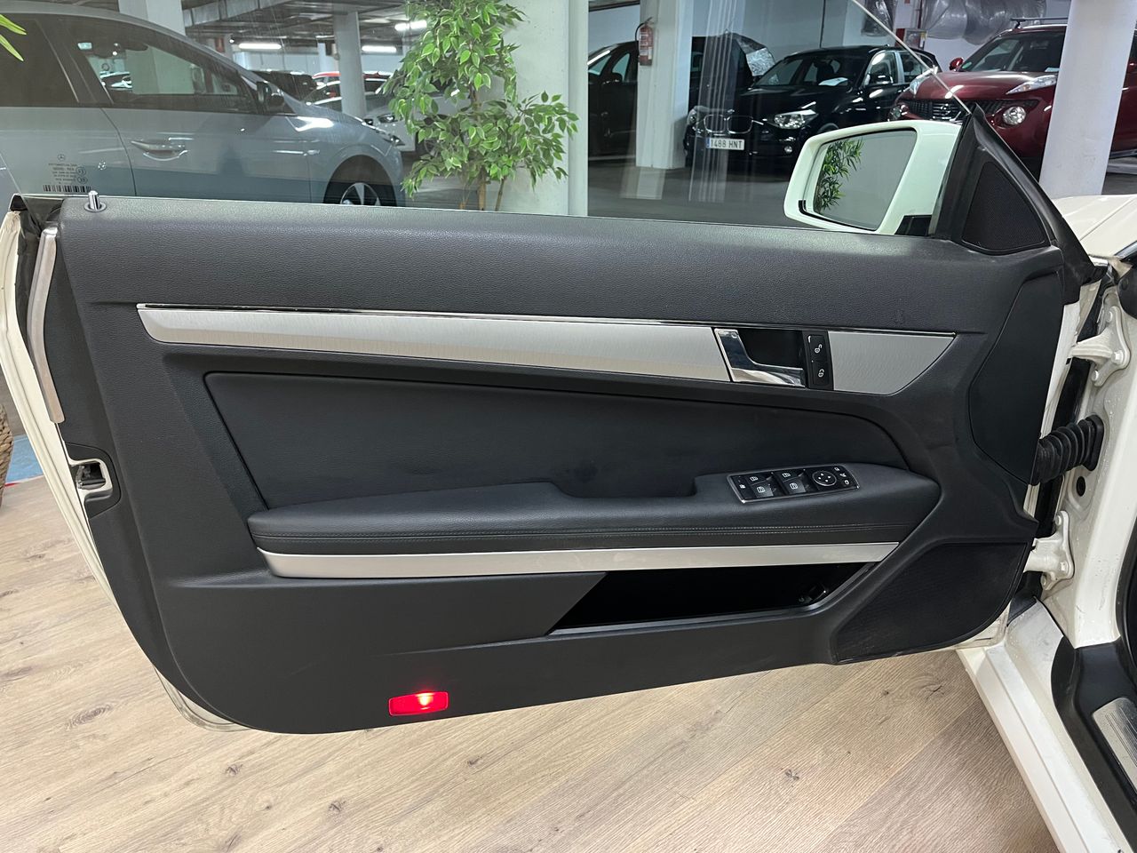 Mercedes Clase E E 250 CDI BlueEFFICIENCY Coupé Aut. - Foto 12