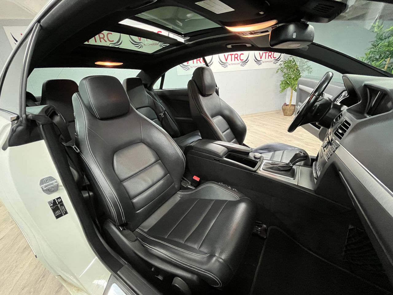 Mercedes Clase E E 250 CDI BlueEFFICIENCY Coupé Aut. - Foto 26