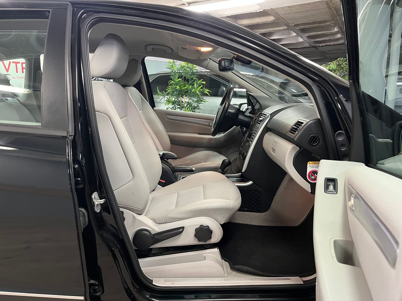 Mercedes Clase A A 180 CDI Berlina Autotronic - Foto 5