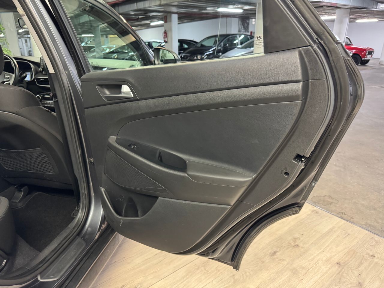 Hyundai Tucson 1.6 CRDI 48V SLE 4X2 - Foto 11