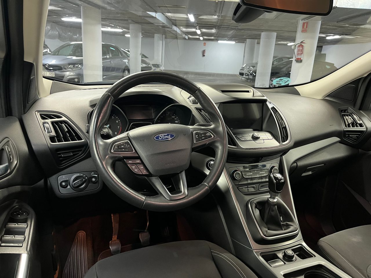 Ford Kuga ST-Line 1.5 EcoBoost Auto-Start-Stop 110 kW (150 CV) 4x2 - Foto 9