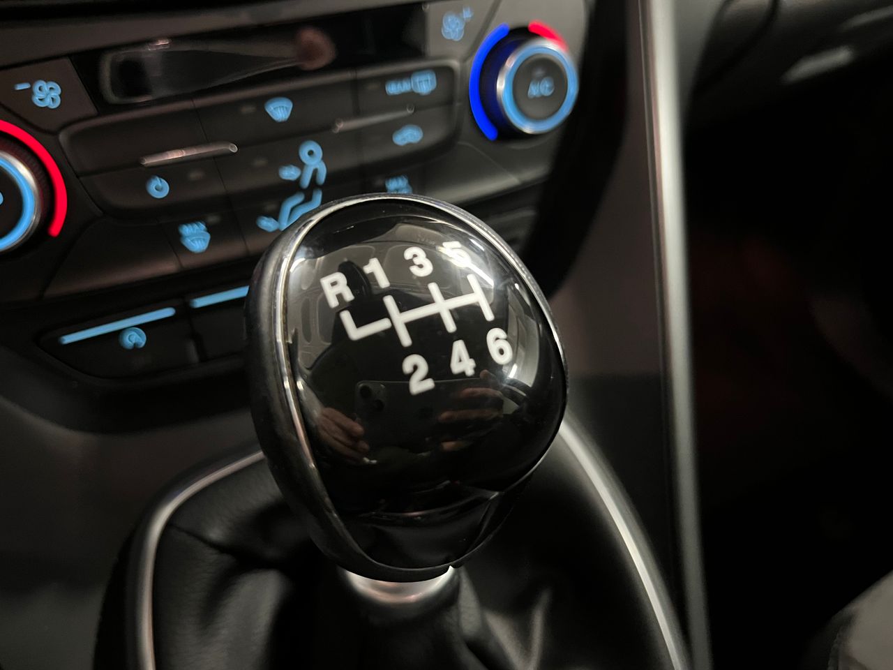 Ford Kuga ST-Line 1.5 EcoBoost Auto-Start-Stop 110 kW (150 CV) 4x2 - Foto 18