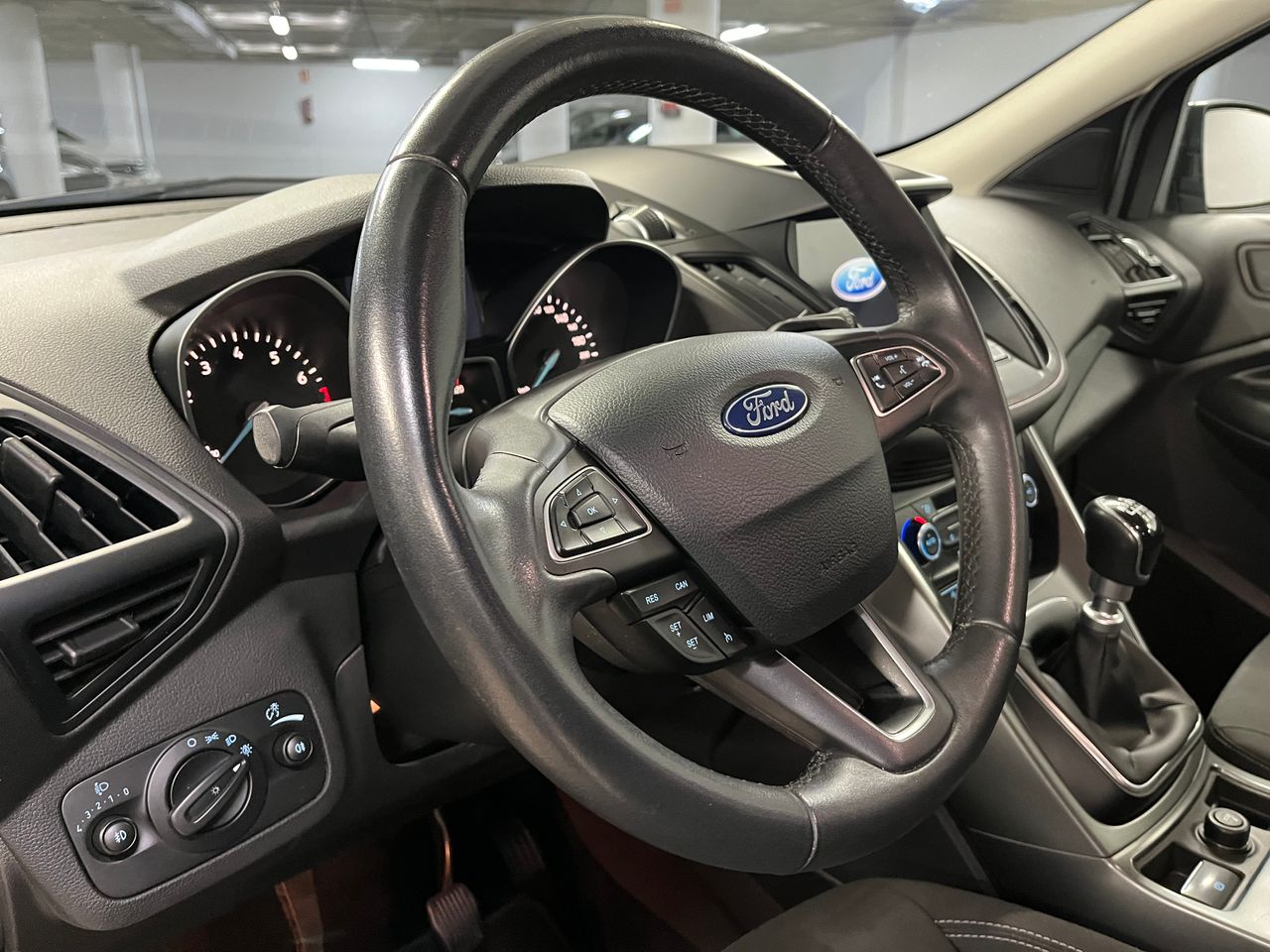 Ford Kuga ST-Line 1.5 EcoBoost Auto-Start-Stop 110 kW (150 CV) 4x2 - Foto 17